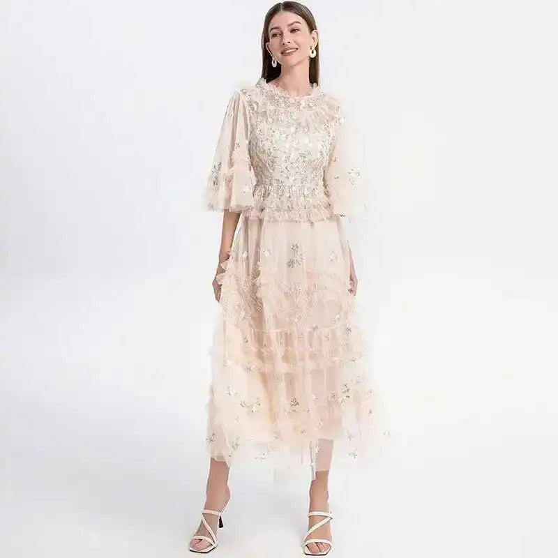 Vestido Midi Elegante e Florido