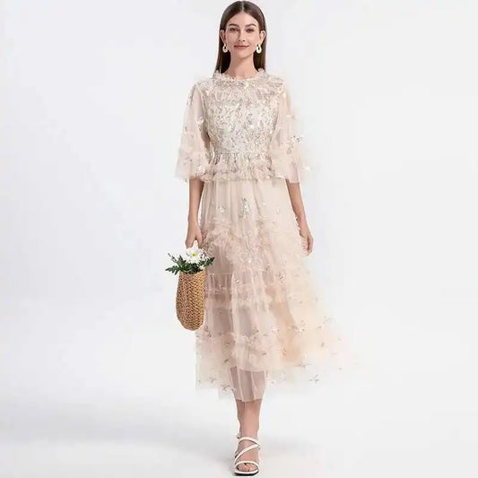 Vestido Midi Elegante e Florido